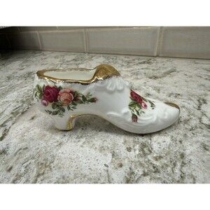 1962 Vintage Royal Albert Old Country Roses Shoe Bone China 22 Kt Gold Trim